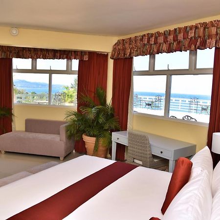 Hotel Grand A View Montego Bay Exterior photo