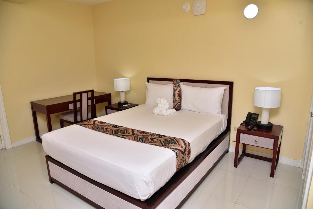 Hotel Grand A View Montego Bay Exterior photo