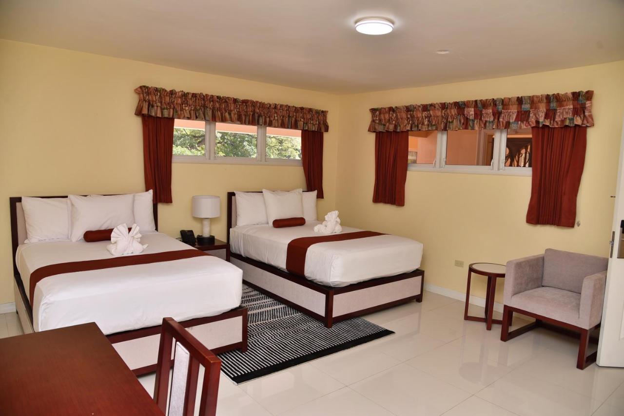 Hotel Grand A View Montego Bay Exterior photo