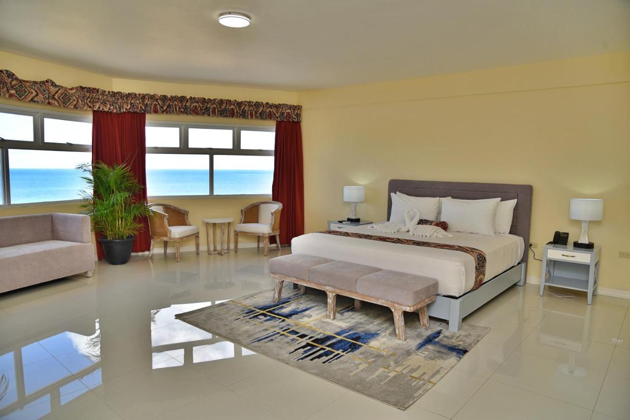 Hotel Grand A View Montego Bay Exterior photo
