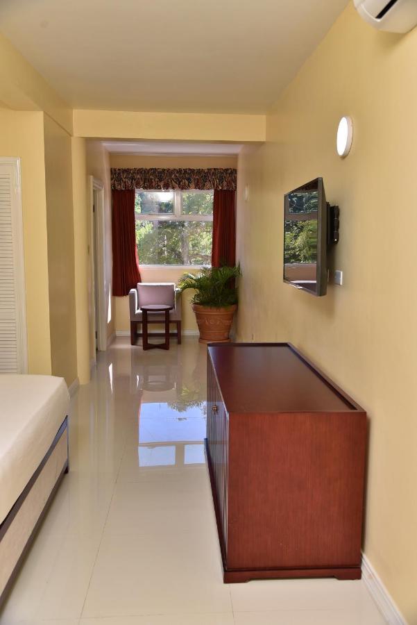 Hotel Grand A View Montego Bay Exterior photo